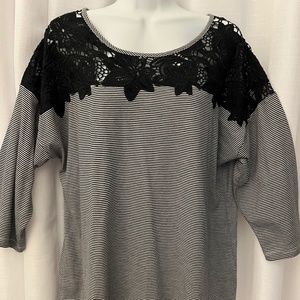 SPRING FWD SPECIAL! Christopher & Banks Tunic, Size XL,  NWT.